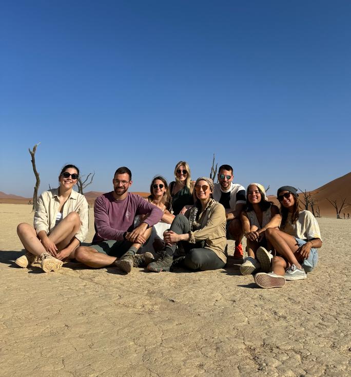 Groepsreis in Namibië - Solo reis Namibië - Vrienden - Groepsfoto