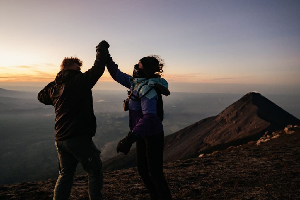 Groepsreis Guatemala - Hike naar de Acatenango vulkaan - Kampeer op 3700m hoogte - Spectaculair uitzicht over de vuurspuwende El Fuego vulkaan