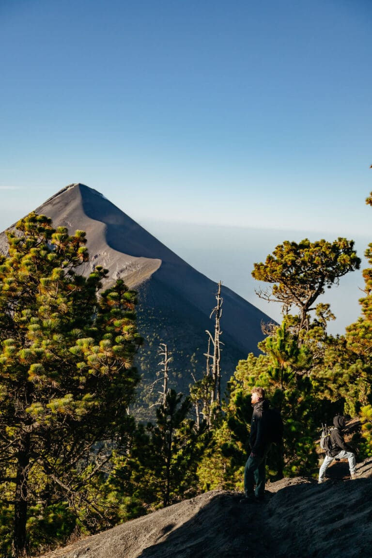 Groepsreis Guatemala - Hike naar de Acatenango vulkaan - Kampeer op 3700m hoogte - Spectaculair uitzicht over de vuurspuwende El Fuego vulkaan
