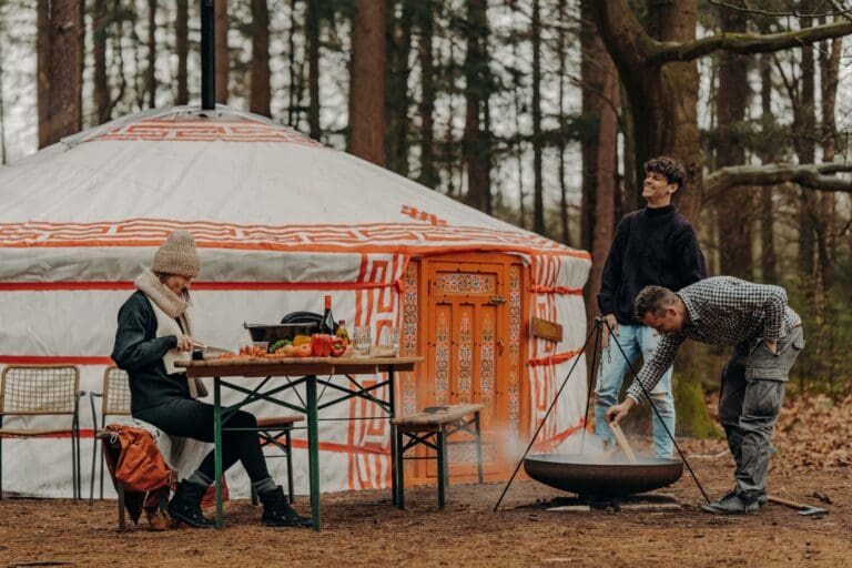Yurtavontuur Winterwoods - microavontuur yurt - microavontuur Drenthe - groepsreis WeAdventures